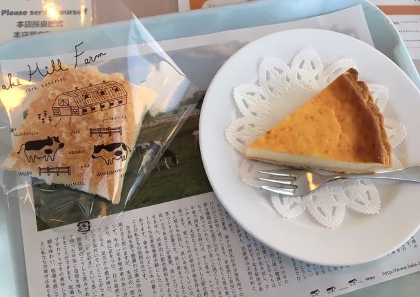 レークヒルファームのミルクパイとチーズケーキ