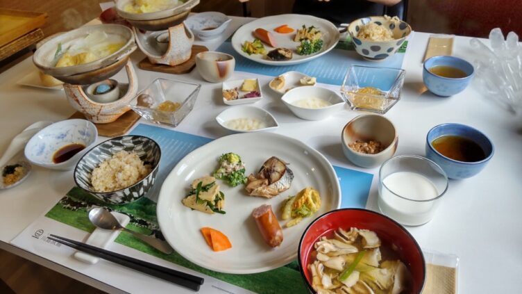 川島旅館の朝食